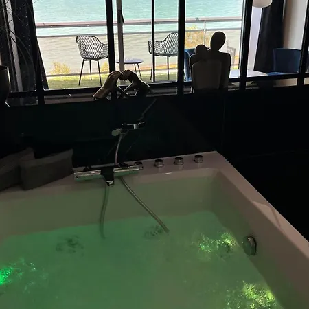 Cocon Chic Aix Les Bains * Tresserve